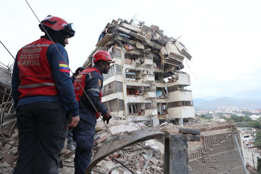 Sismos na Venezuela já causaram 164 mortos e mais de 900 feridos Sismos na Venezuela já causaram 164 mortos e mais de 900 feridos