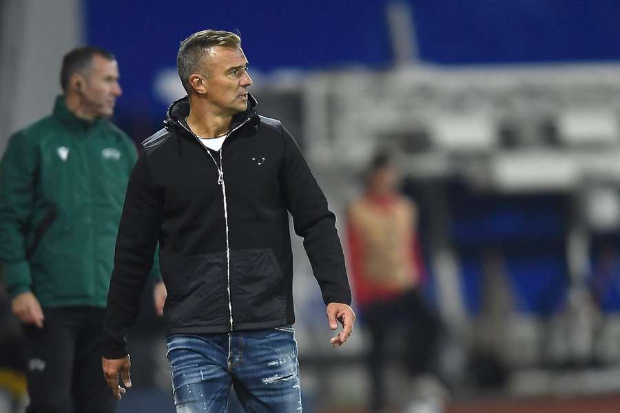 Daniel Pancu, pregătit să preia CFR Cluj Daniel Pancu, pregătit să preia CFR Cluj