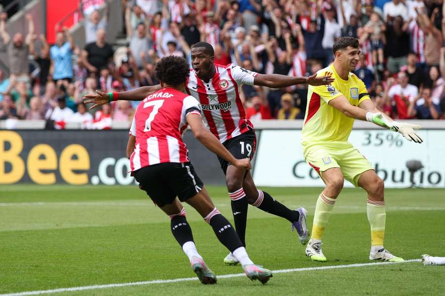 Dango Ouattara of Brentford celebrates scoring the opening goal Dango Ouattara of Brentford celebrates scoring the opening goal