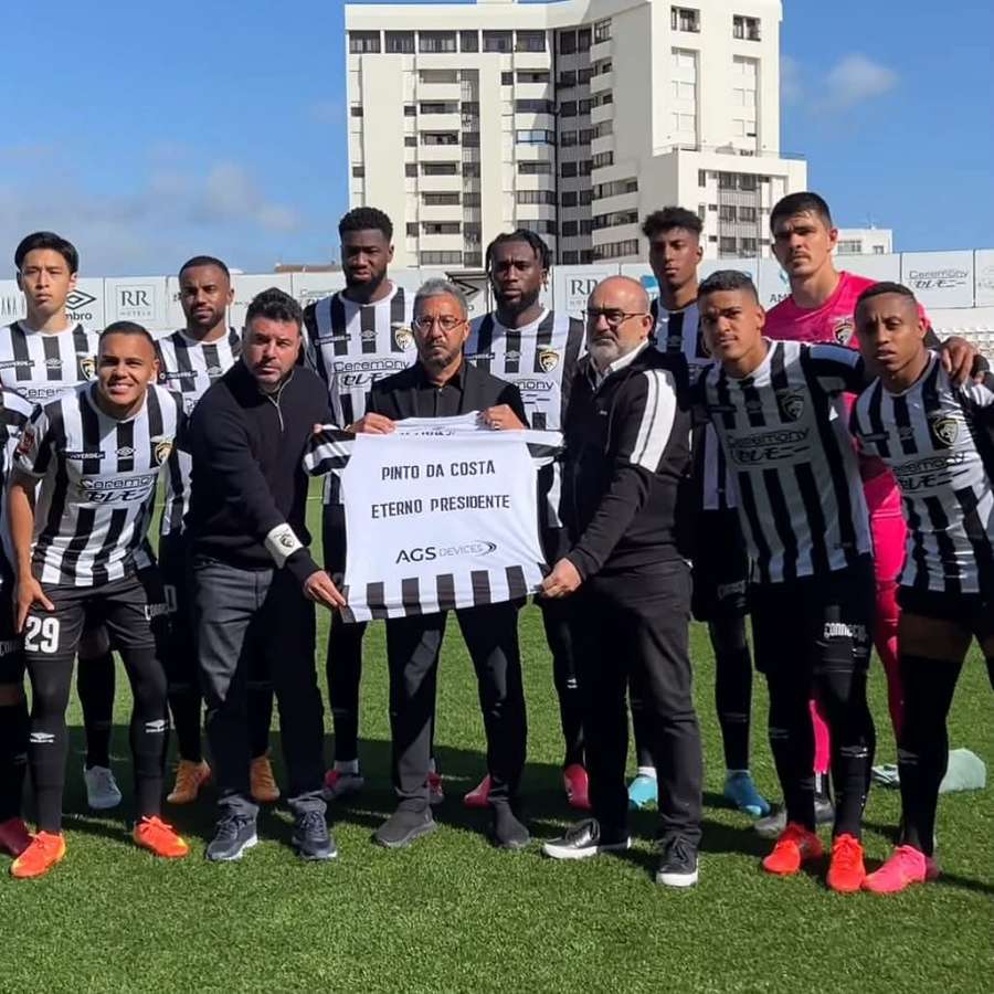 A homenagem do Portimonense A homenagem do Portimonense
