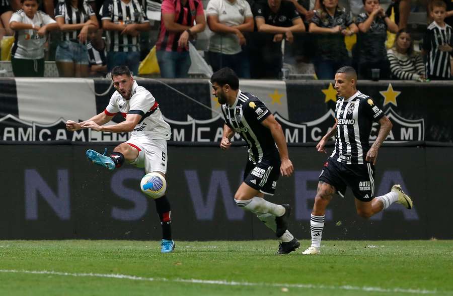 Calleri teve poucas ocasiões de golo