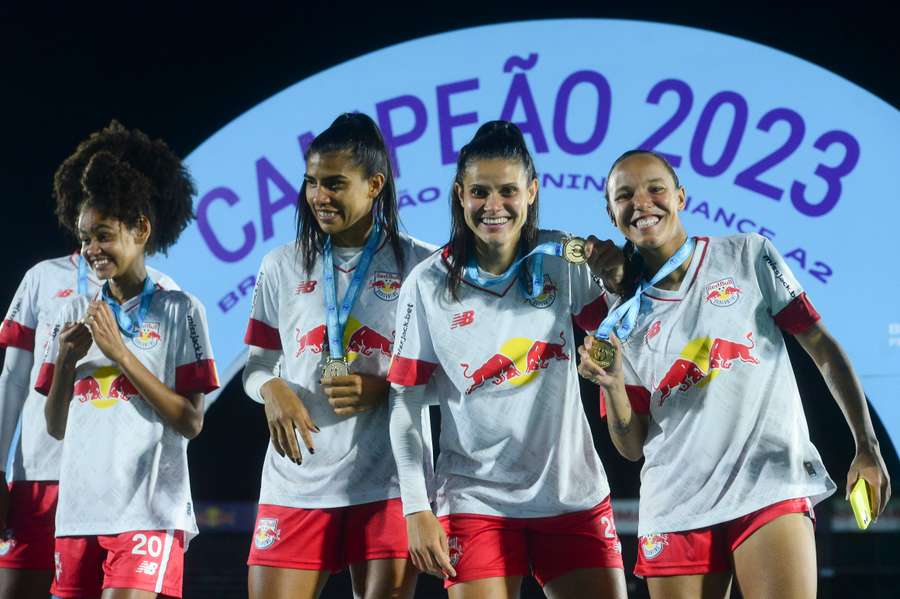 Futebol Feminino no Brasil em 2022: evolução e aspectos que precisam ser  melhorados