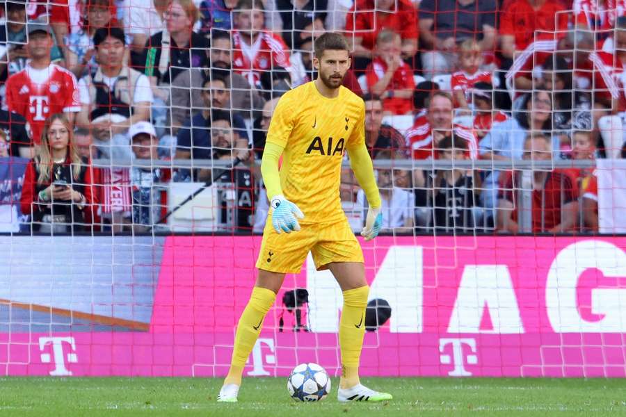 Vicario discusses Spurs Son sale and Frank changes for keepers Vicario discusses Spurs Son sale and Frank changes for keepers