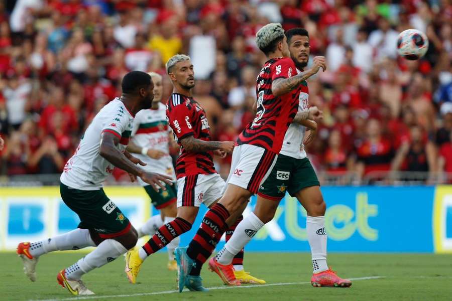 Pedro fez o primeiro golo do Flamengo