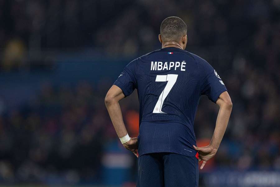 Mbappé po sedmi letech skončí v PSG.