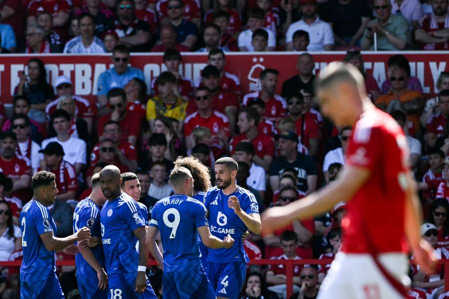 Koszmarne występy Manchesteru United i Tottenhamu. Nottingham zawiodło z Leicester