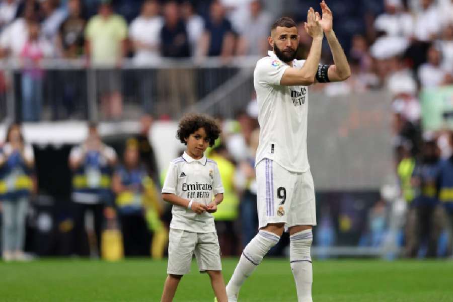 Benzema defendeu Real Madrid por 14 anos