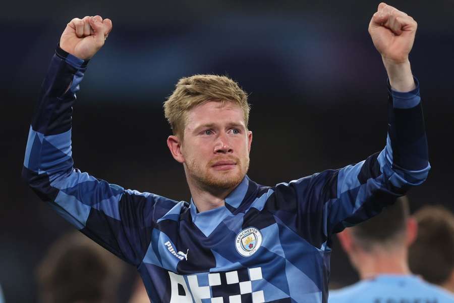 De Bruyne is geëmotioneerd na het winnen van de Champions League