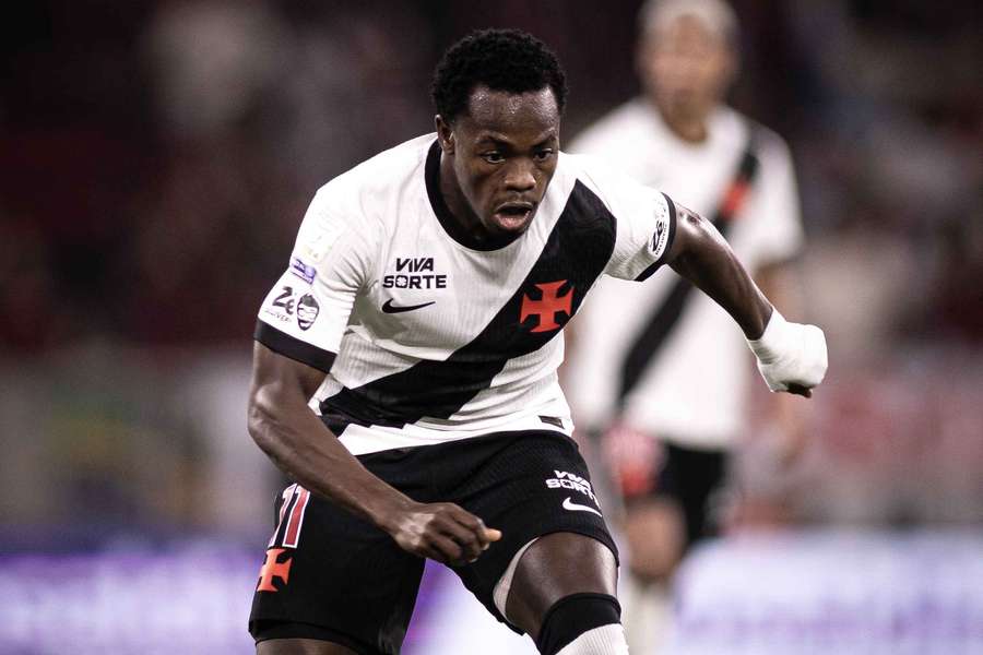 Vasco de Andrés Gómez vem de empate com Flamengo no Brasileirão Vasco de Andrés Gómez vem de empate com Flamengo no Brasileirão