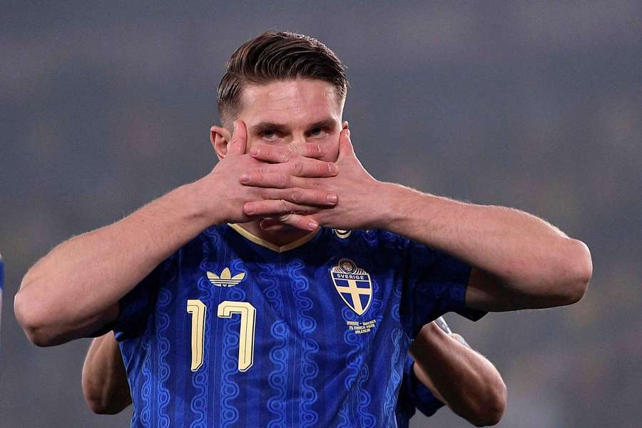 Gyökeres marcó un hat-trick ante Ucrania en Valencia