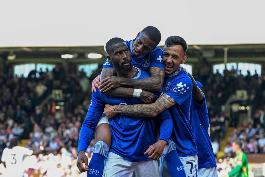In-form Beto sets personal target as Everton win at Fulham In-form Beto sets personal target as Everton win at Fulham