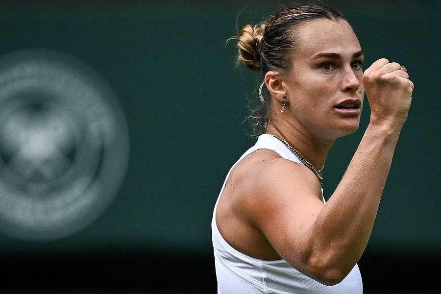 Aryna Sabalenka a brisé la belle résistance de la Tchèque Marie Bouzkova (48e) mercredi au deuxième tour de Wimbledon.