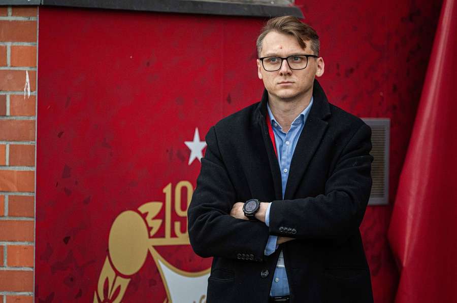 Widzew zapowiada kroki po kolejnym meczu z sędziowskimi kontrowersjami Widzew zapowiada kroki po kolejnym meczu z sędziowskimi kontrowersjami