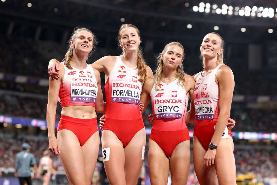 Polki awansowały do finału sztafety 4x400 m. W niedzielę o medal powalczy osiem ekip