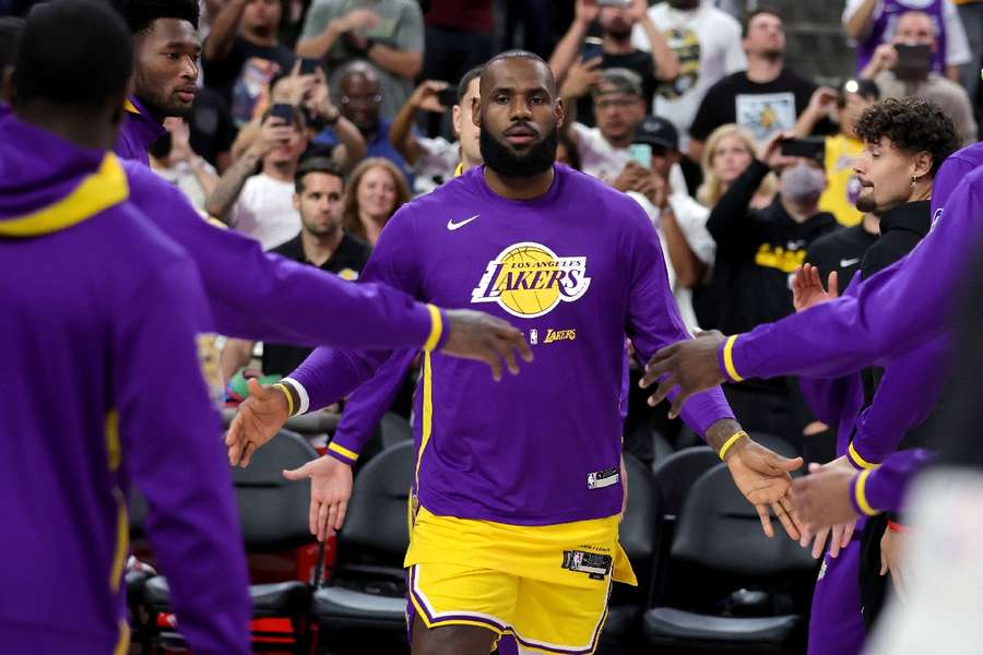 Los Angeles Lakers: una nueva vida extra para el Big Three James-Davis-Westbrook
