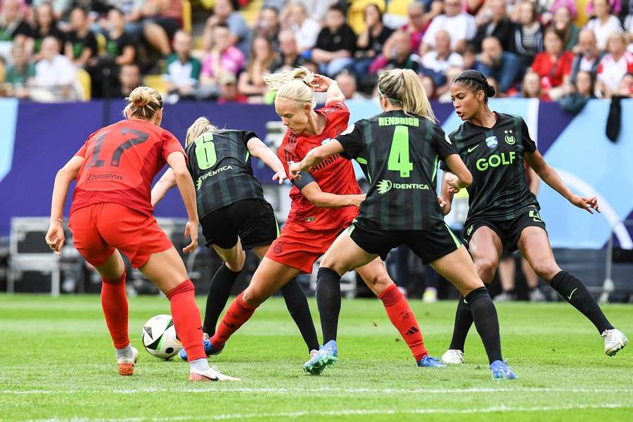 Am 12. Oktober kommt es zum großen Showdown in der Frauen-Bundesliga.