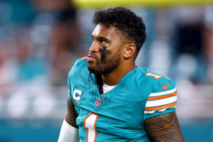 Miami Dolphins' quarterback Tua Tagovailoa pådrog sig en hjernerystelse mod Buffalo Bills i sidste uge.