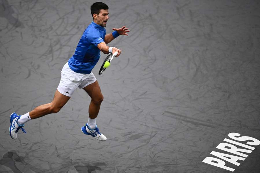 Novak Djokovic während seines Auftakt-Matches gegen MaximeCressy beim Masters in Paris.