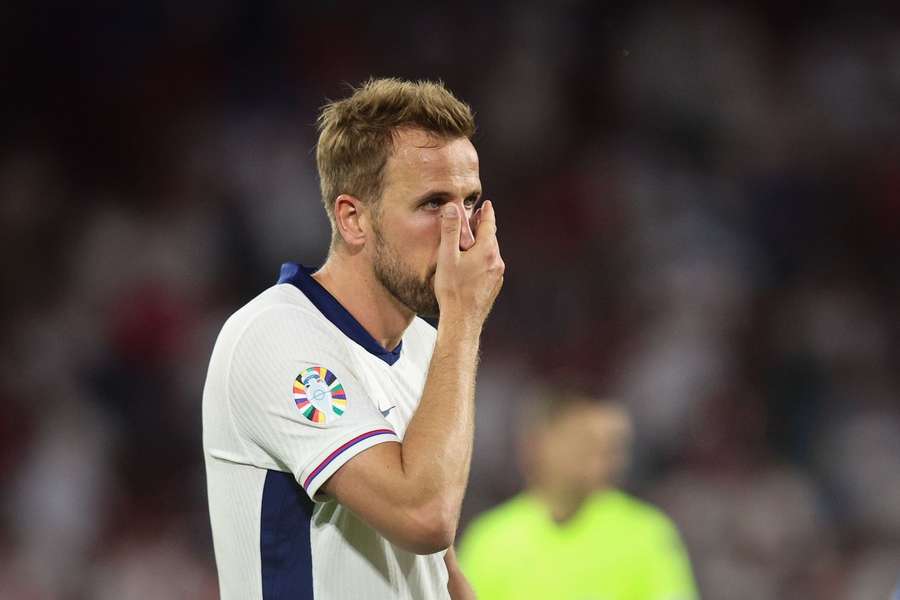 Harry Kane cannot yet be satisfied with the performance of himself and his team.