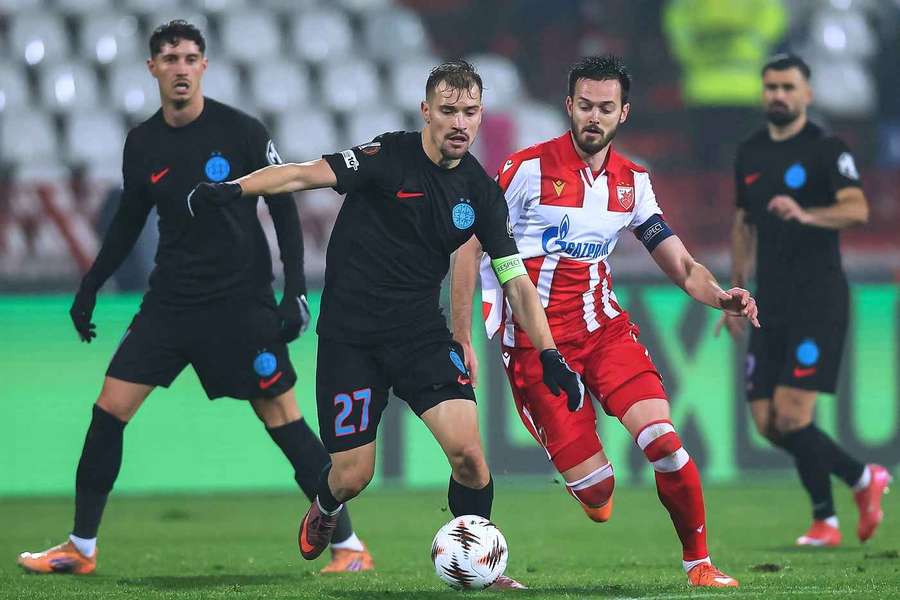 Darius Olaru în duel cu Mirko Ivanic