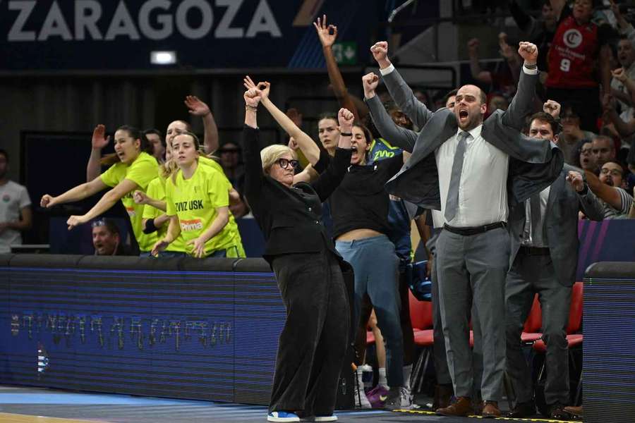 Snový koniec kariéry. Legendárna Hejková triumfovala s USK Praha v Eurolige a má šiesty titul