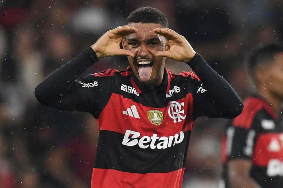 Flamengo, de Samuel Lino (foto), vai em busca de mais uma vitória no Brasileirão Flamengo, de Samuel Lino (foto), vai em busca de mais uma vitória no Brasileirão