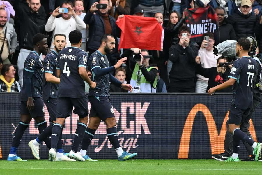 L'OM s'impose à Angers et remporte un troisième succès cette saison. L'OM s'impose à Angers et remporte un troisième succès cette saison.