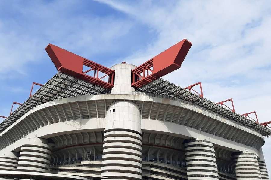 San Siro é usado por Inter e Milan