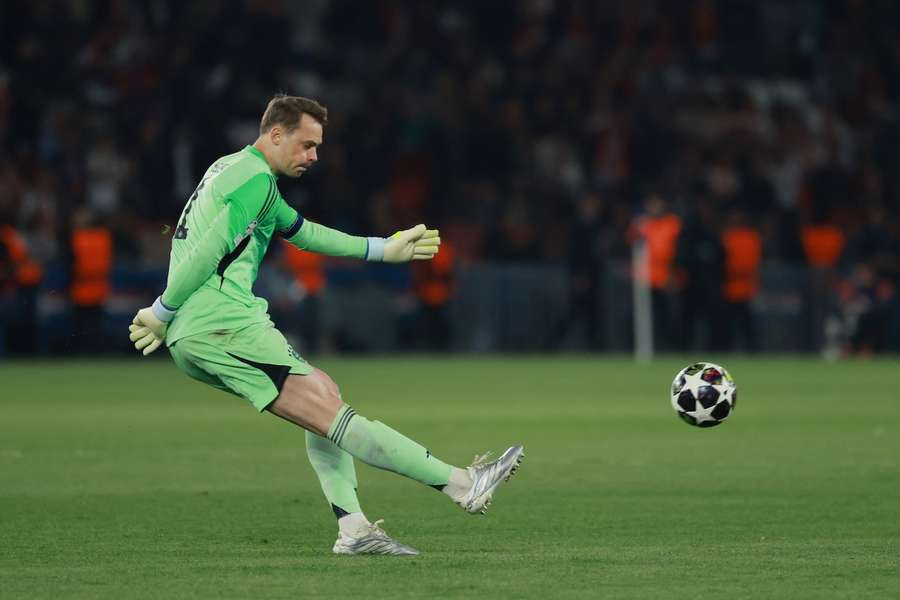 Manuel Neuer könnte sein Karriereende weiter nach hinten verschieben.