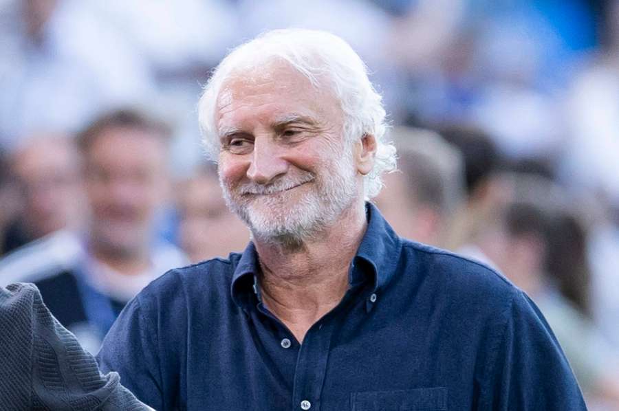 Rudi Völler está satisfeito com a seleção alemã