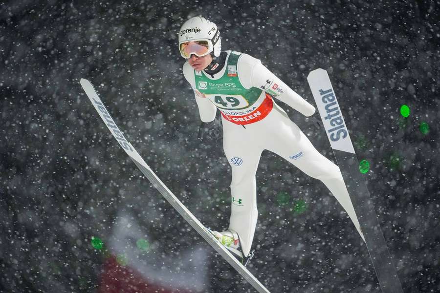 Anze Lanisek najlepszy w Zakopanem. Tomasiak zajął 11. miejsce, pożegnanie Stocha