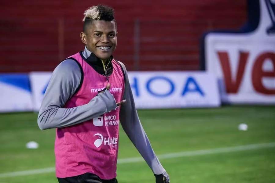Alexander Bolaños ao serviço do Independiente