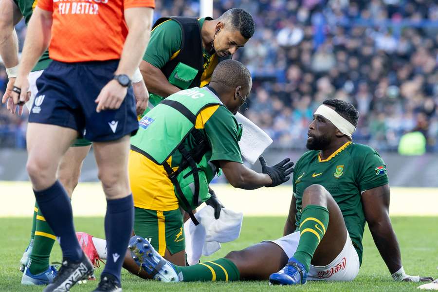 Siya Kolisi goes down injured against Argentina on Saturday. Siya Kolisi goes down injured against Argentina on Saturday.