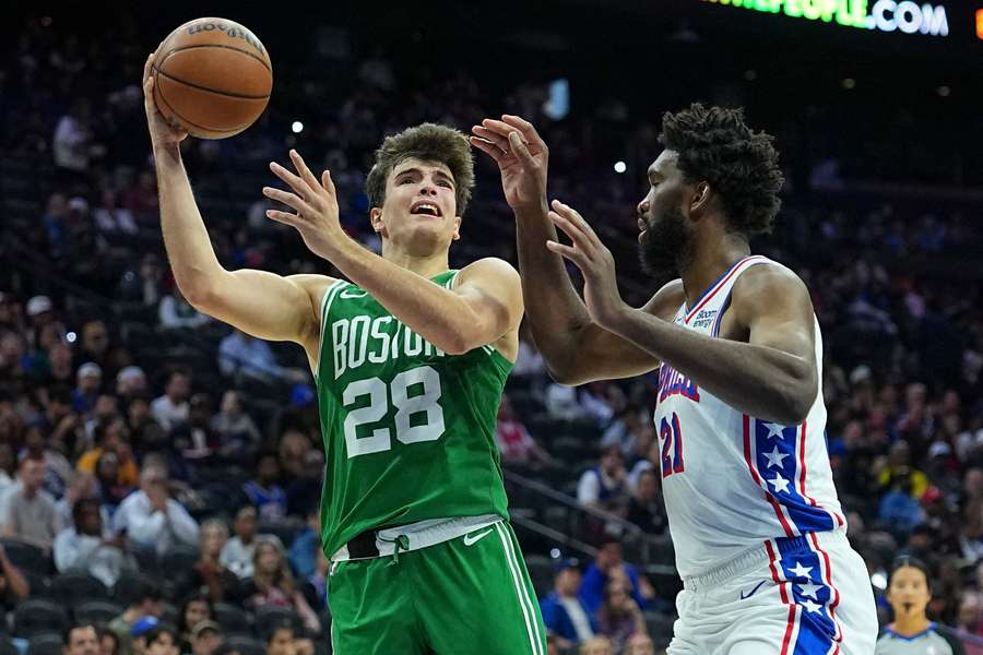 Hugo Gonzále, contra los Sixers Hugo Gonzále, contra los Sixers