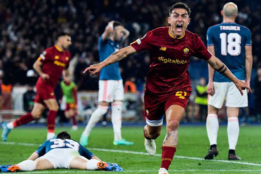 Roma forward Paulo Dybala celebrates