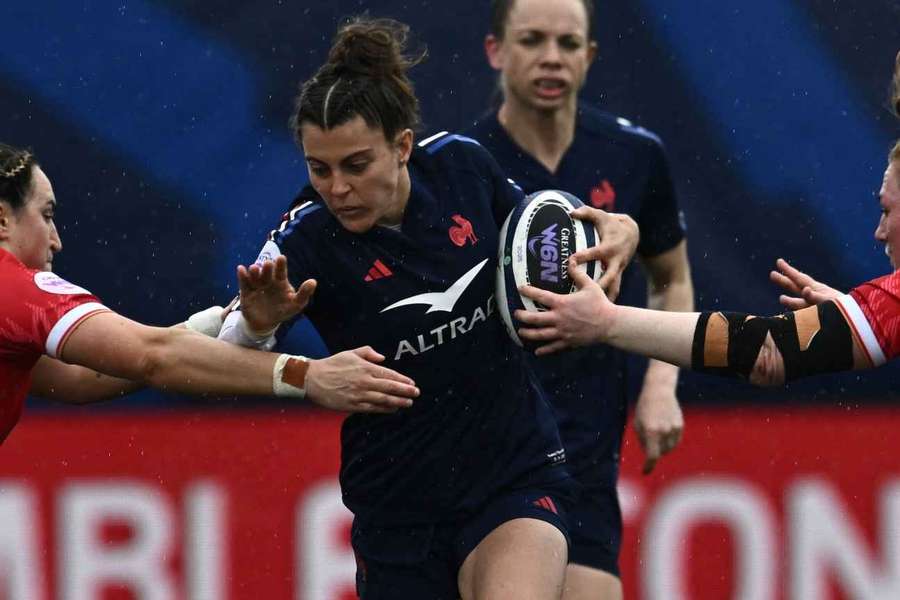 Les Bleues s'imposent à domicile