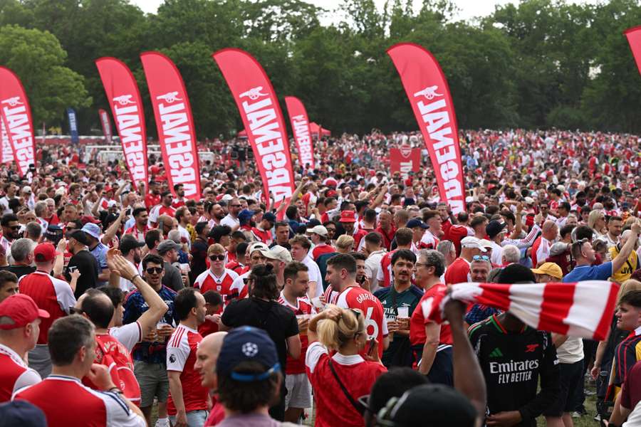 Arsenal fans in Budapest