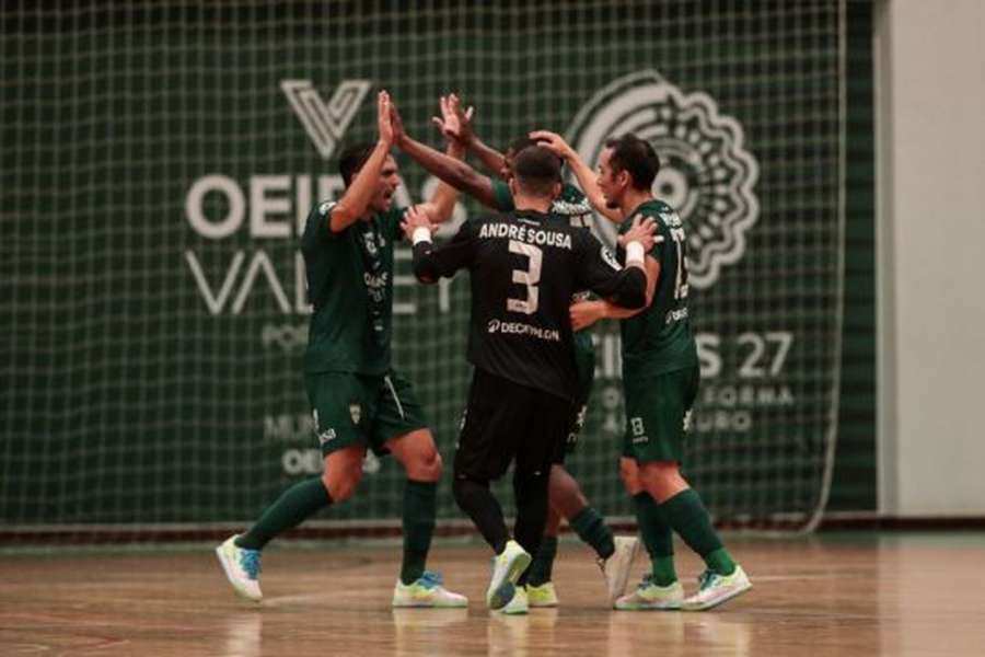 Leões Porto Salvo festejam