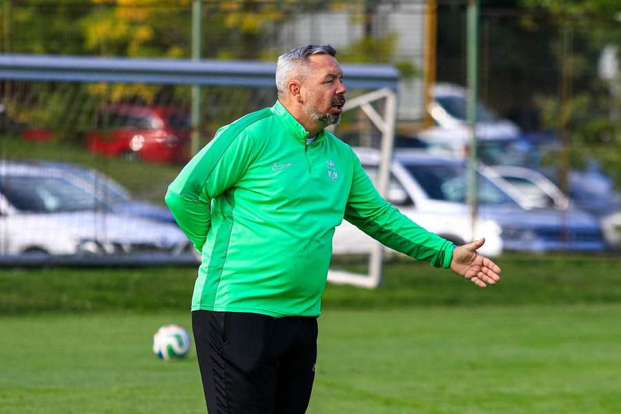 Trenér Baníku Most-Souš Pavel Horváth.