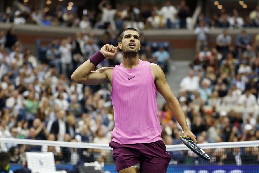 Carlos Alcaraz ovládl US Open a bude znovu světovou jedničkou.