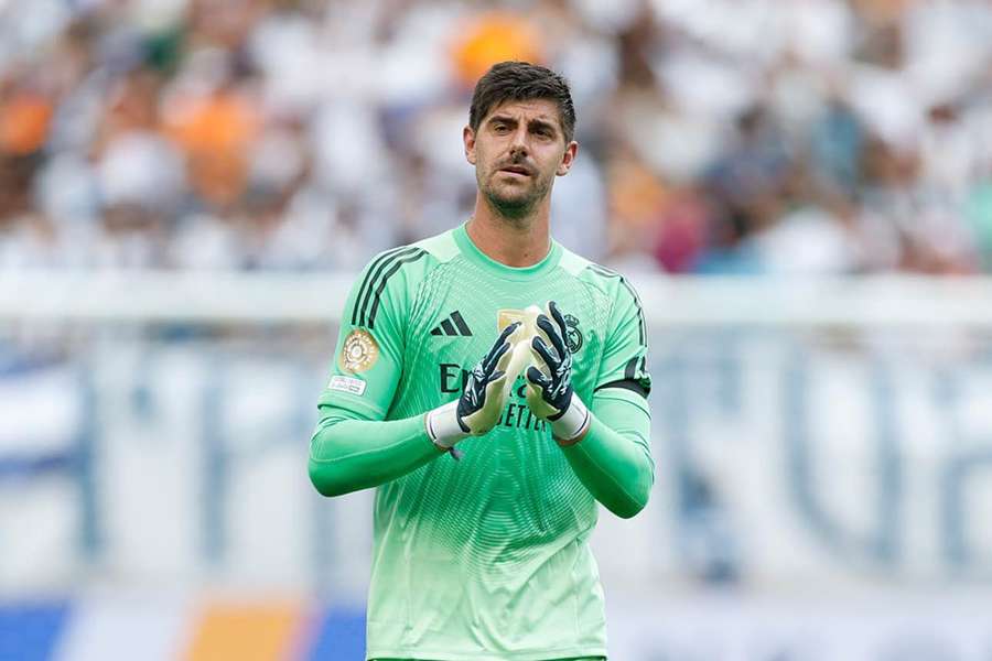 Thibaut Courtois kritizoval Raúla Asencia po zápase Realu Madrid s Pachukou.