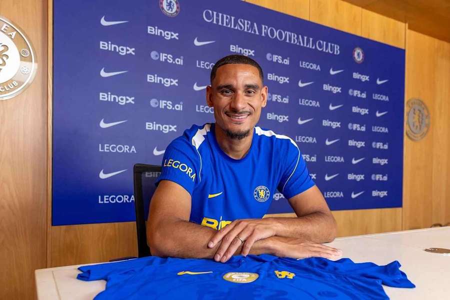 Maxence Lacroix přestoupil do Chelsea. Maxence Lacroix přestoupil do Chelsea.