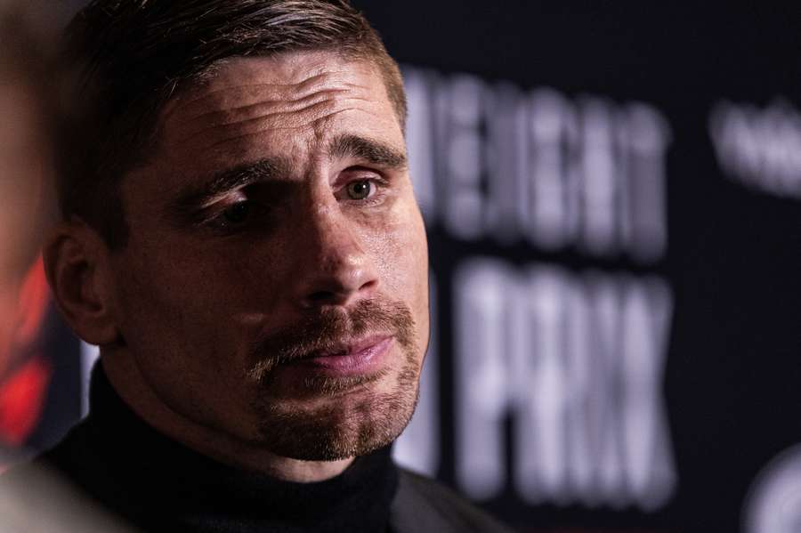 Rico Verhoeven staat in de halve eindstrijd tegenover Nabil Khachab Rico Verhoeven staat in de halve eindstrijd tegenover Nabil Khachab