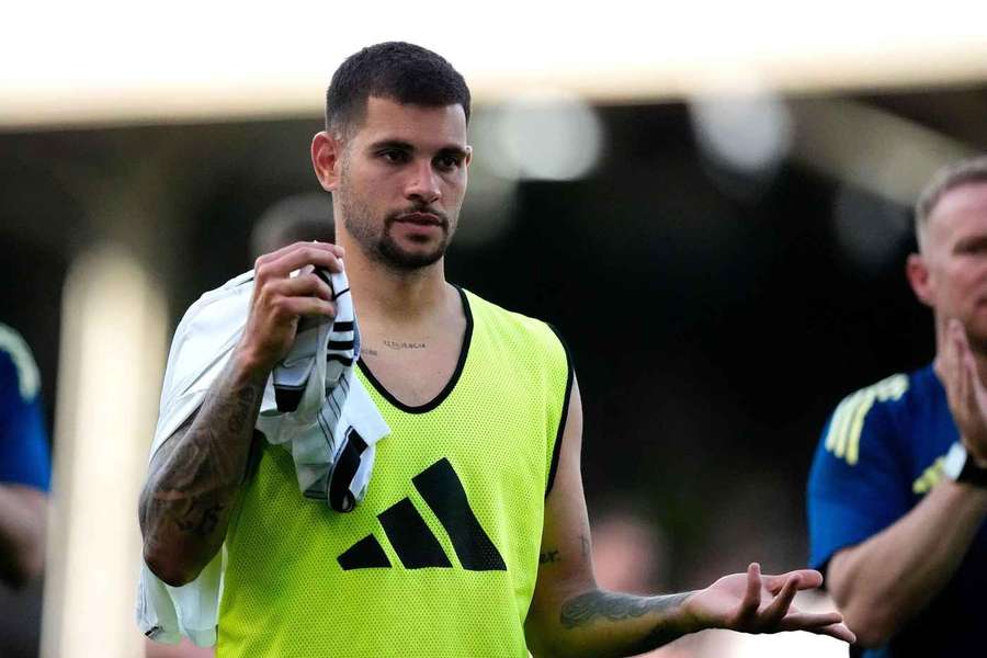 Newcastle captain Bruno Guimaraes 'expected' to join Arsenal this summer Newcastle captain Bruno Guimaraes 'expected' to join Arsenal this summer