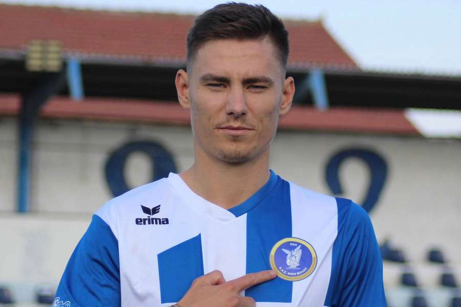 Zazářil v dresu Sigmy a líbil se Baníku, pak přišlo zranění. Český záložník podepsal v Řecku