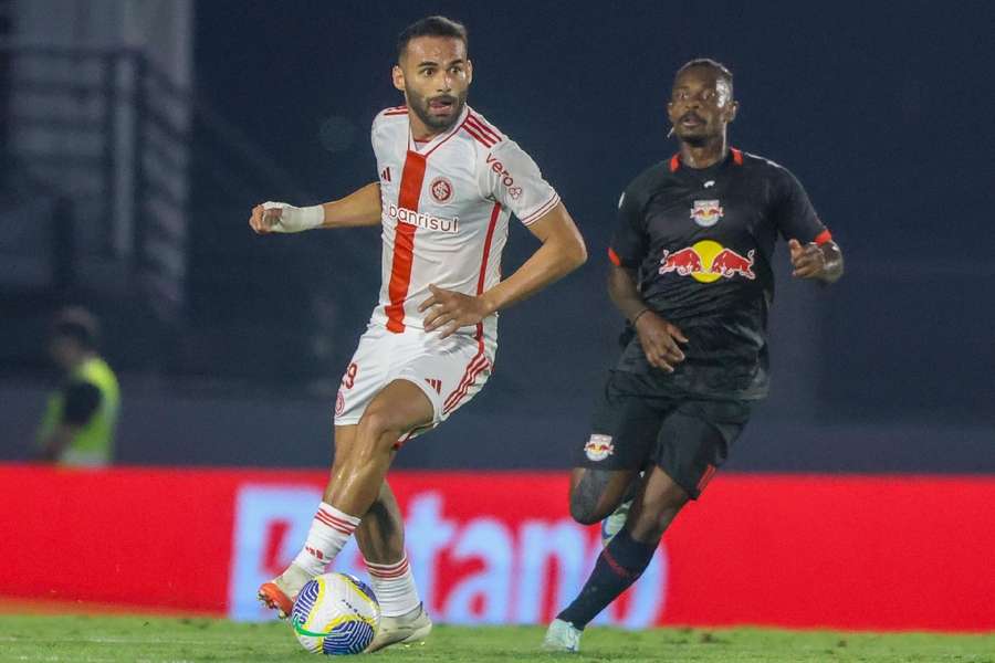 Bragantino chegou a virar o jogo no segundo tempo, mas o Inter empatou minutos depois