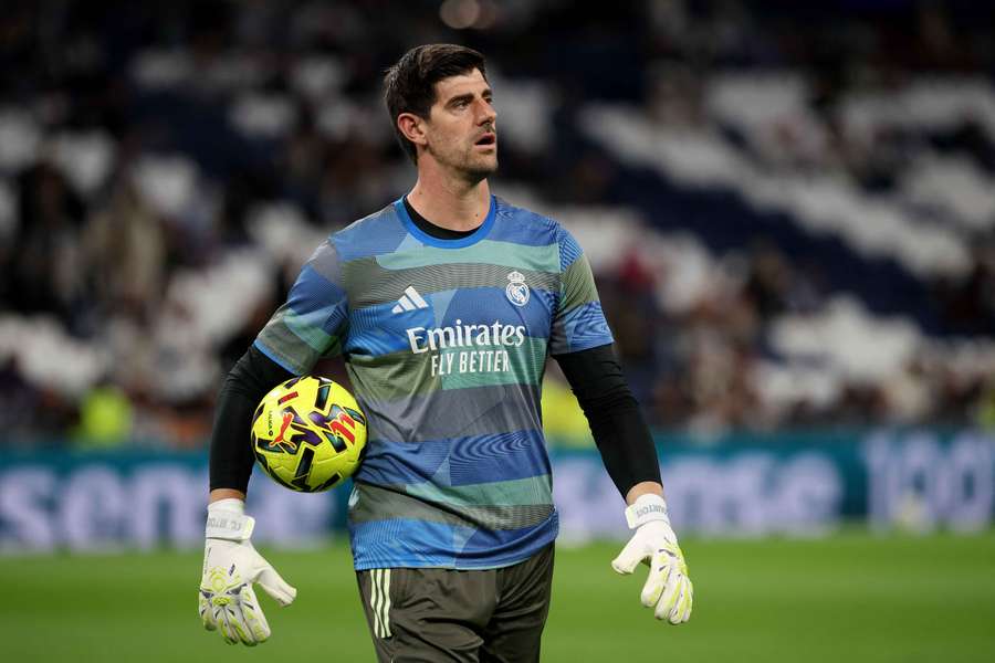 Courtois hands Real Madrid huge injury blow