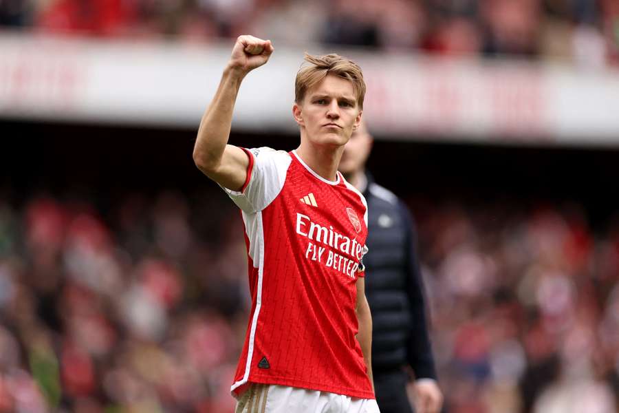Martin Ødegaard en Arsenal gaan een spannende laatste speelronde in