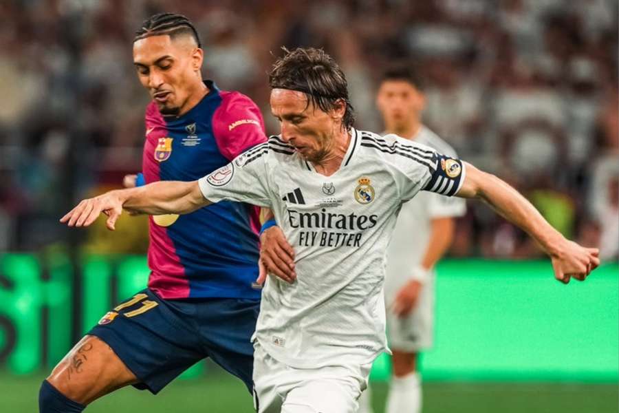 Barcelona venceu os três clássicos contra o Real Madrid em 2024/25