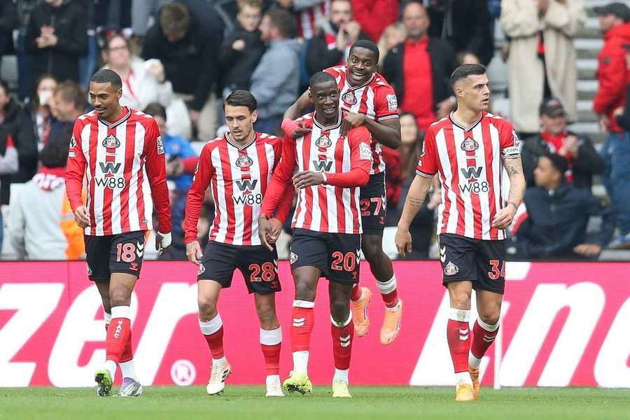 Former England and Newcastle striker Richard Offiong tempers expectations amid Sunderland’s stunning start
